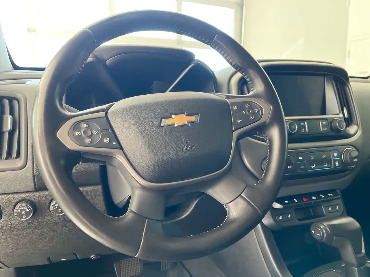 Used 2019 Chevrolet Colorado Z71 AWD/4WD image 14