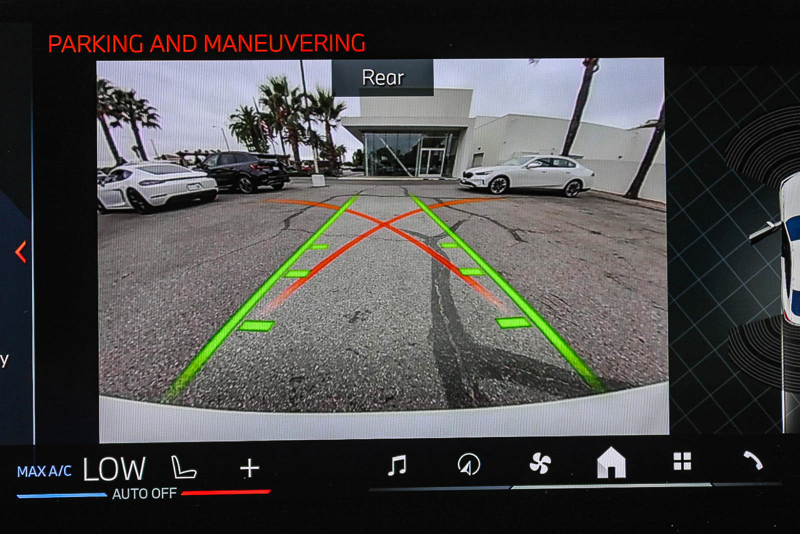 Certified 2025 BMW i4 eDrive40 RWD image 24