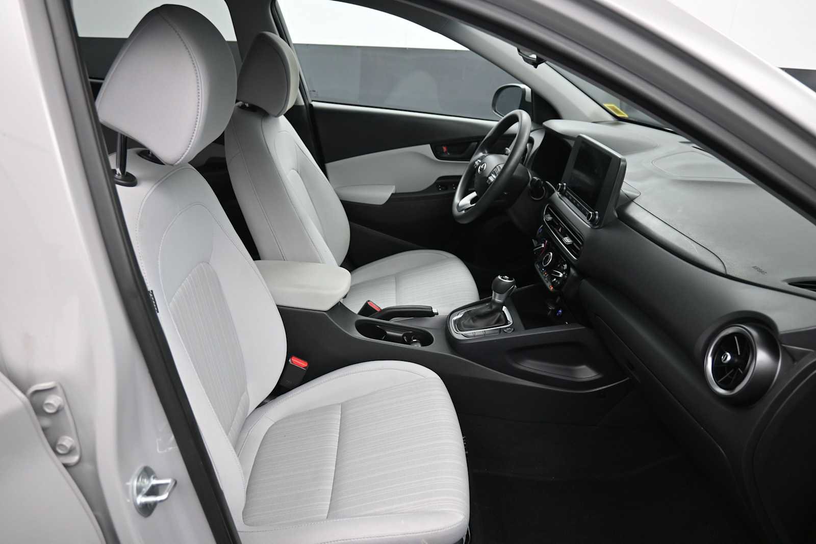 Certified 2023 Hyundai Kona SEL AWD/4WD image 23