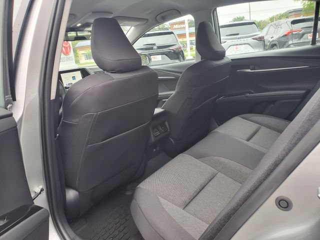 Used 2026 Toyota Camry LE w/ Convenience Package FWD image 8