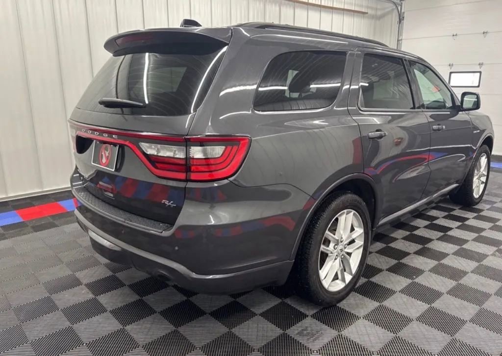 Used 2025 Dodge Durango R/T AWD/4WD image 4