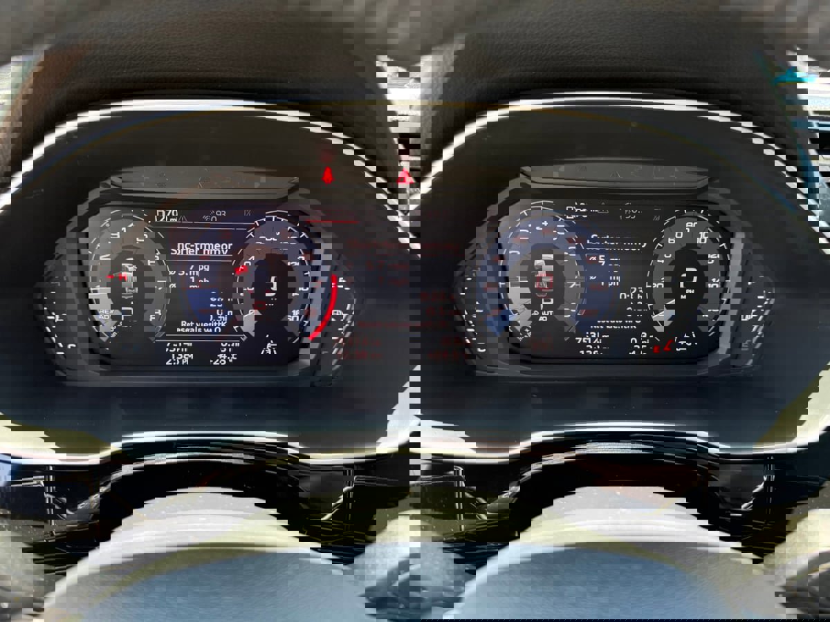 Used 2019 Audi Q3 2.0T Premium Plus w/ Premium Plus Package image 23