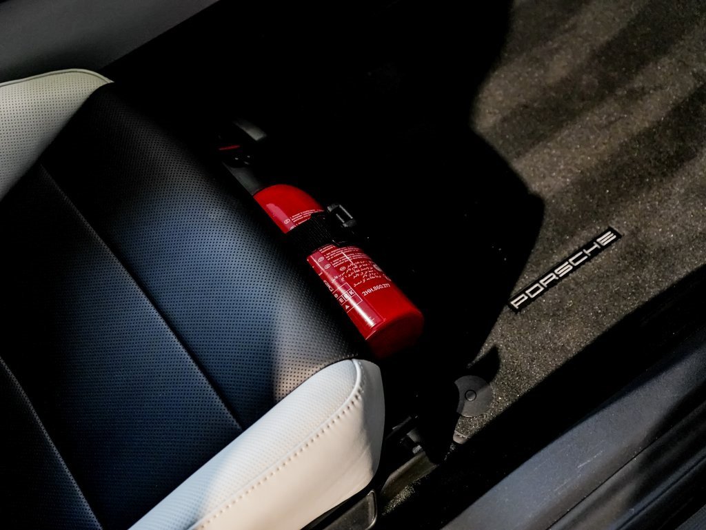 Certified 2025 Porsche 718 Boxster GTS image 30