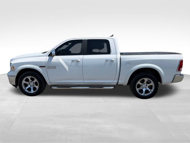Used 2017 RAM 1500 Laramie w/ Convenience Group AWD/4WD image 4