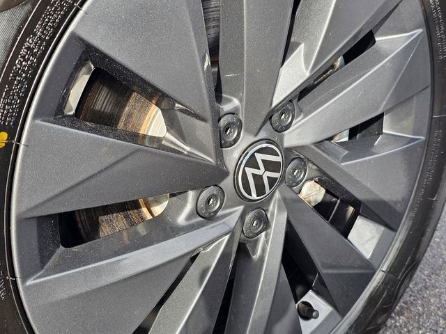 Used 2023 Volkswagen Taos S image 7