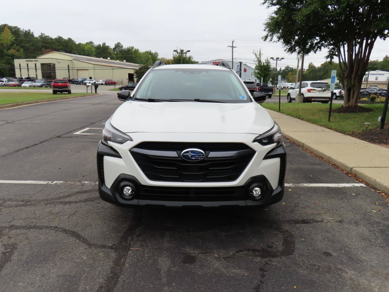 Used 2024 Subaru Outback Premium AWD/4WD image 12