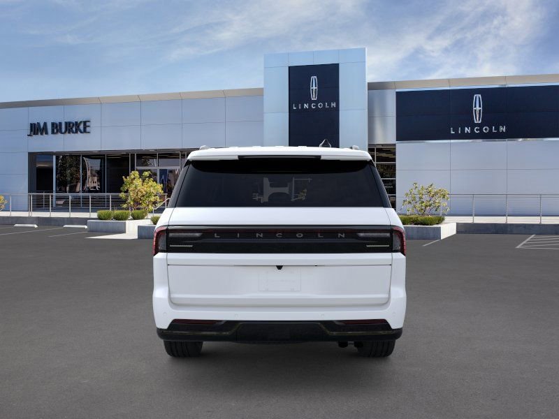 New 2026 Lincoln Navigator L Reserve AWD/4WD image 5