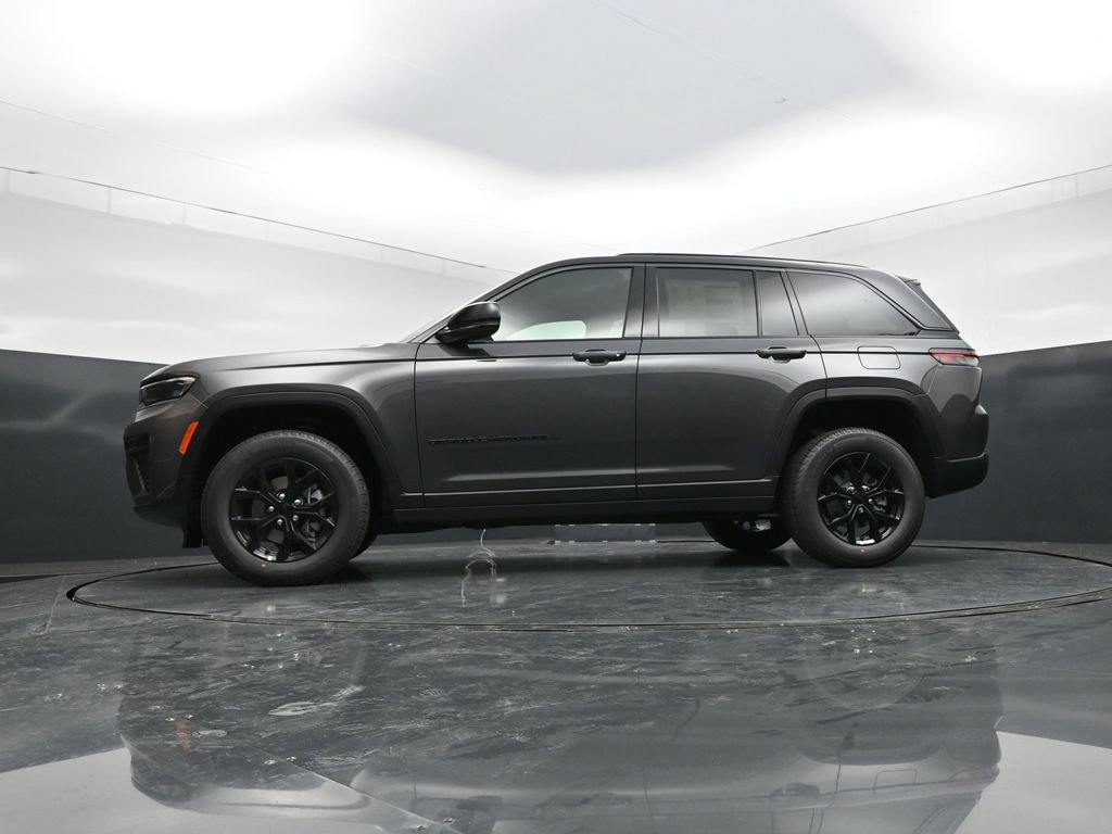 New 2026 Jeep Grand Cherokee Altitude AWD/4WD image 27