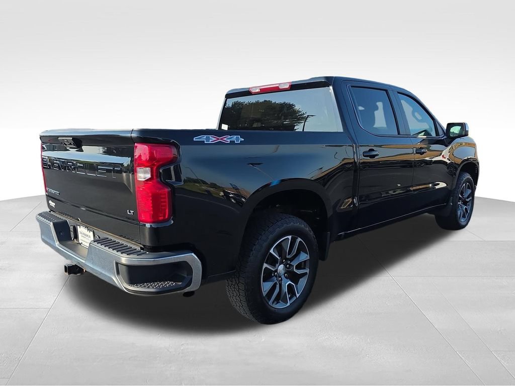 Used 2024 Chevrolet Silverado 1500 LT AWD/4WD image 6