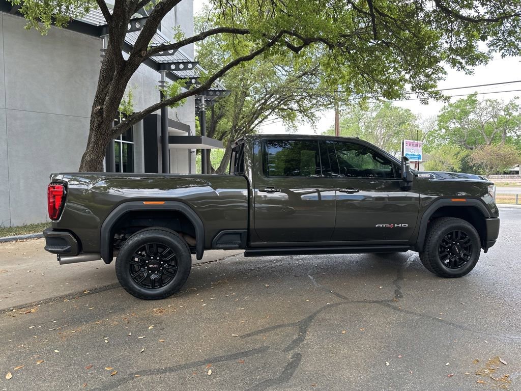 Used 2022 GMC Sierra 2500 AT4 w/ AT4 Preferred Package image 8