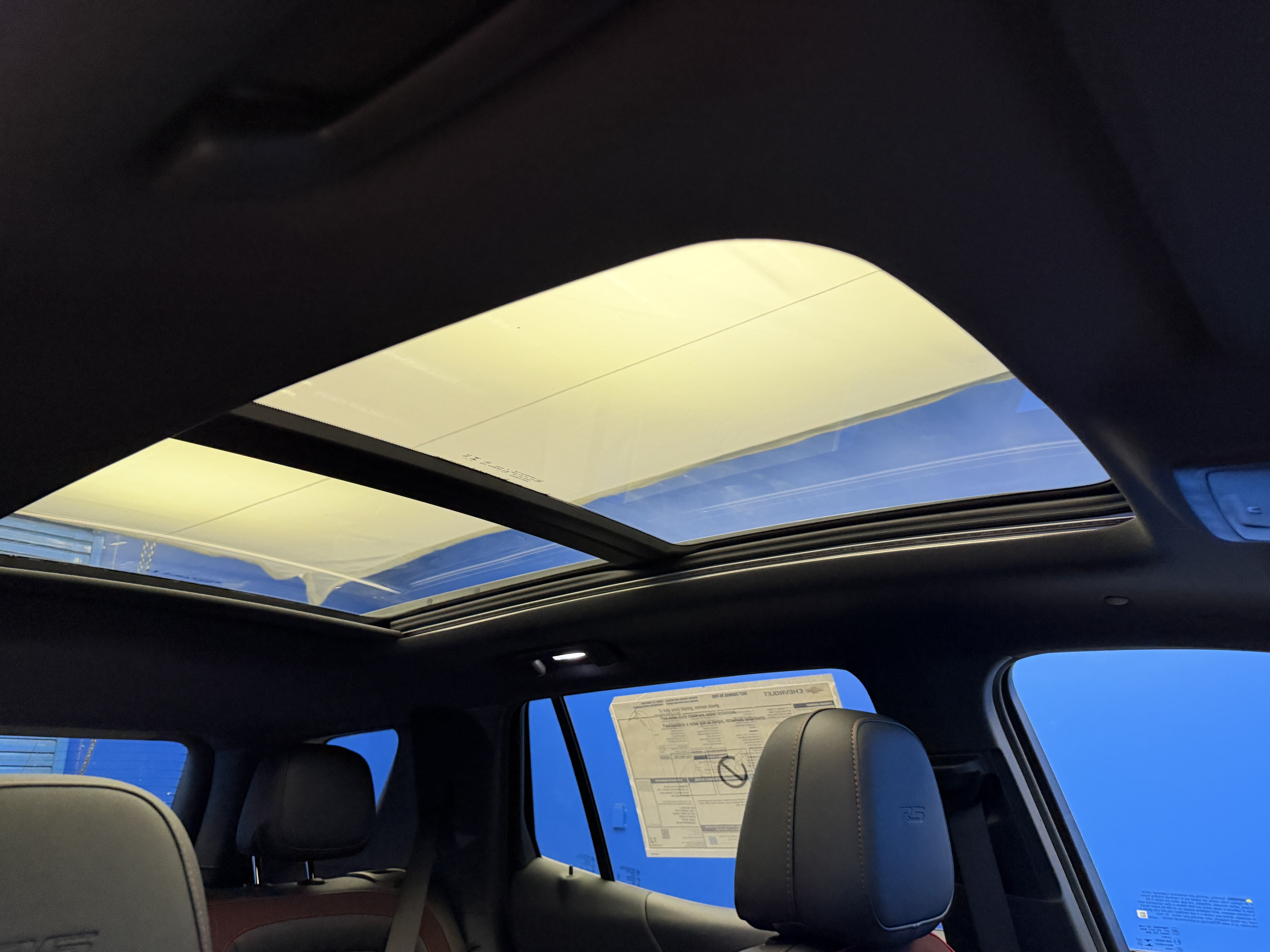 New 2027 Chevrolet Equinox RS w/ Safety and Technology Package FWD image 27