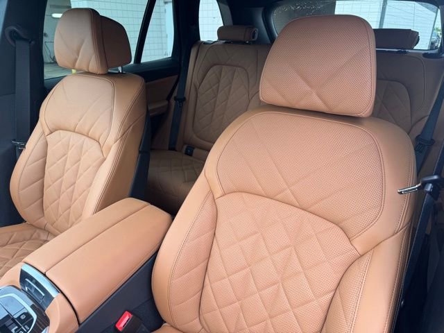 New 2026 BMW X5 xDrive40i w/ M Sport Package AWD/4WD image 17