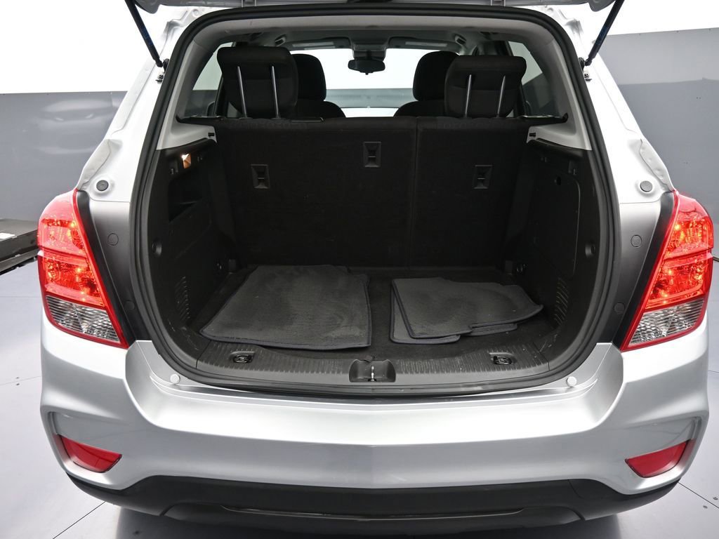 Used 2020 Chevrolet Trax LS w/ Tint and Cruise Package FWD image 21