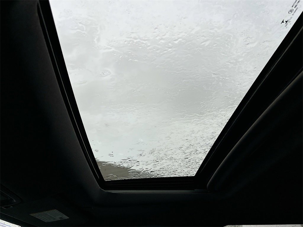 Used 2022 Chevrolet Silverado 1500 LTZ w/ Technology Package image 23