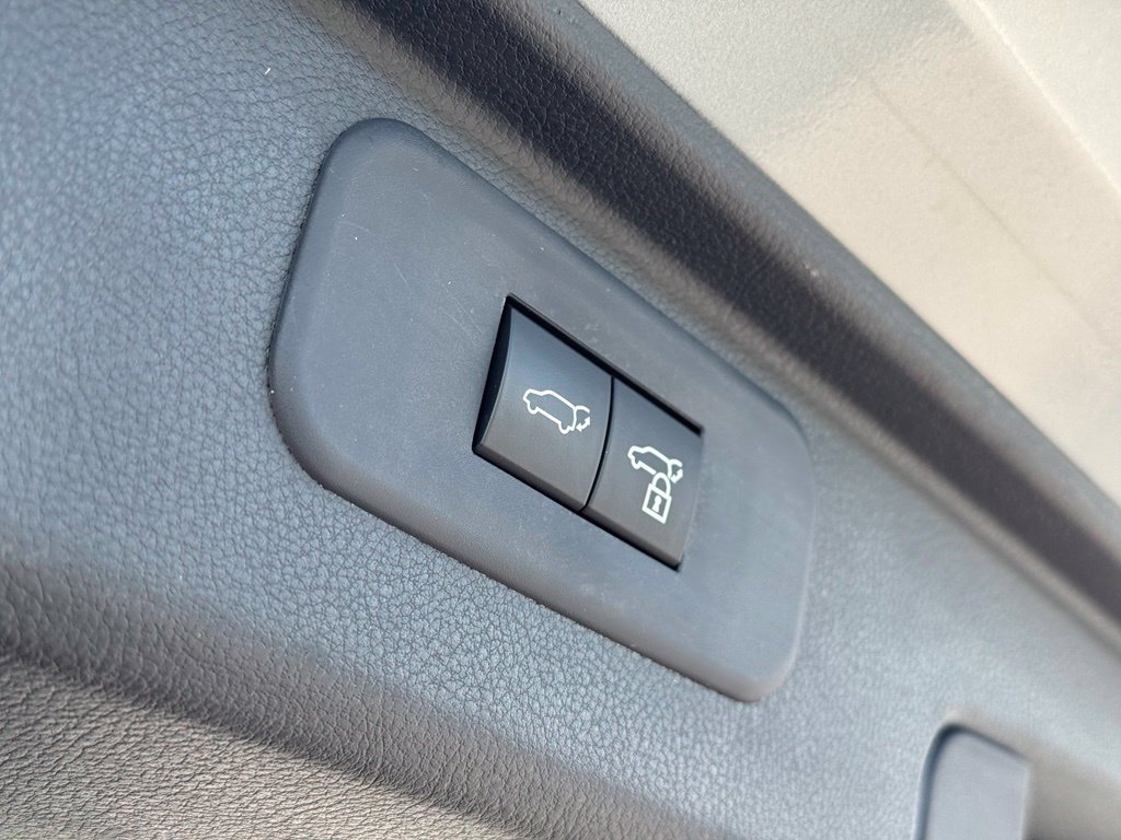 Used 2025 Toyota Grand Highlander FWD image 12