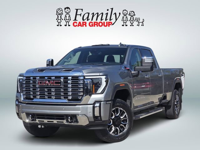 Used 2025 GMC Sierra 3500 Denali AWD/4WD image 1