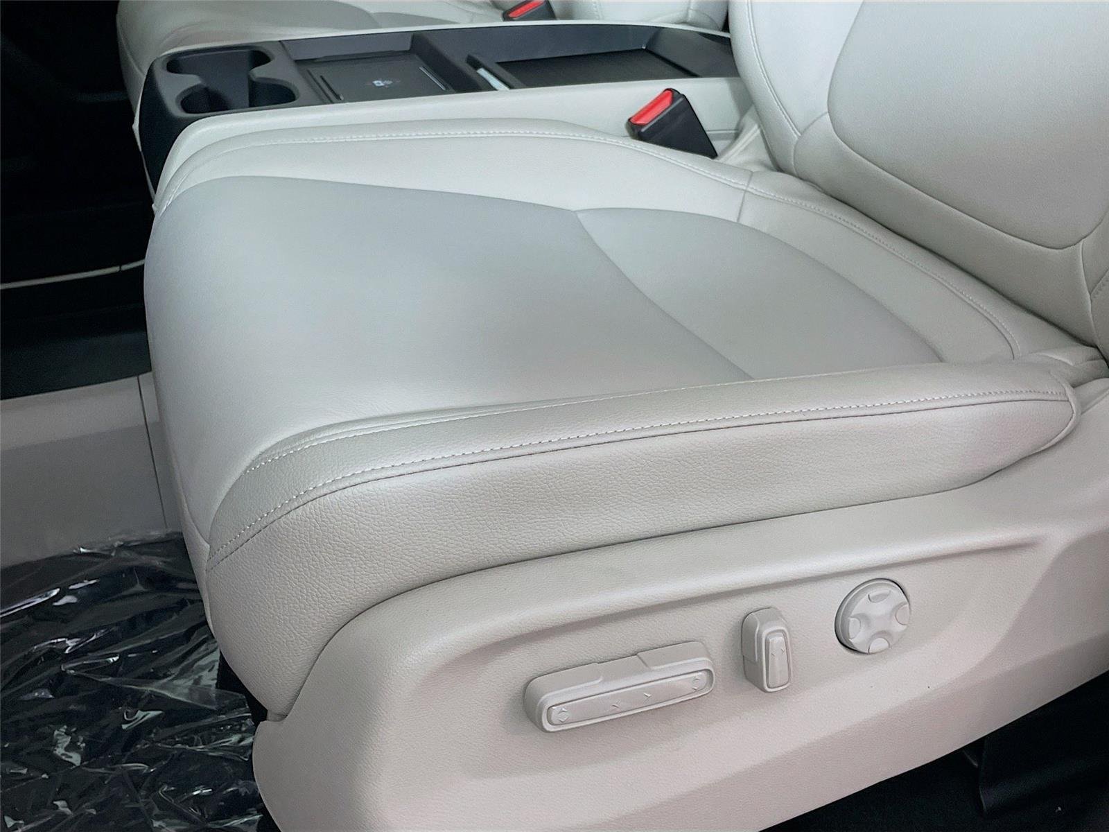 New 2026 Honda Odyssey EX-L image 24
