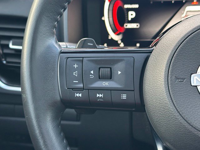 Certified 2023 Nissan Rogue Platinum w/ Platinum Premium Package AWD/4WD image 39