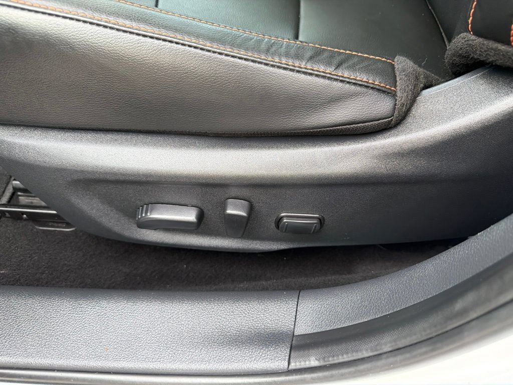 Used 2023 Nissan Sentra SR w/ SR Premium Package FWD image 20