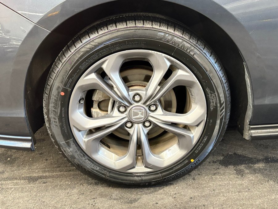 Used 2023 Honda Accord EX image 36
