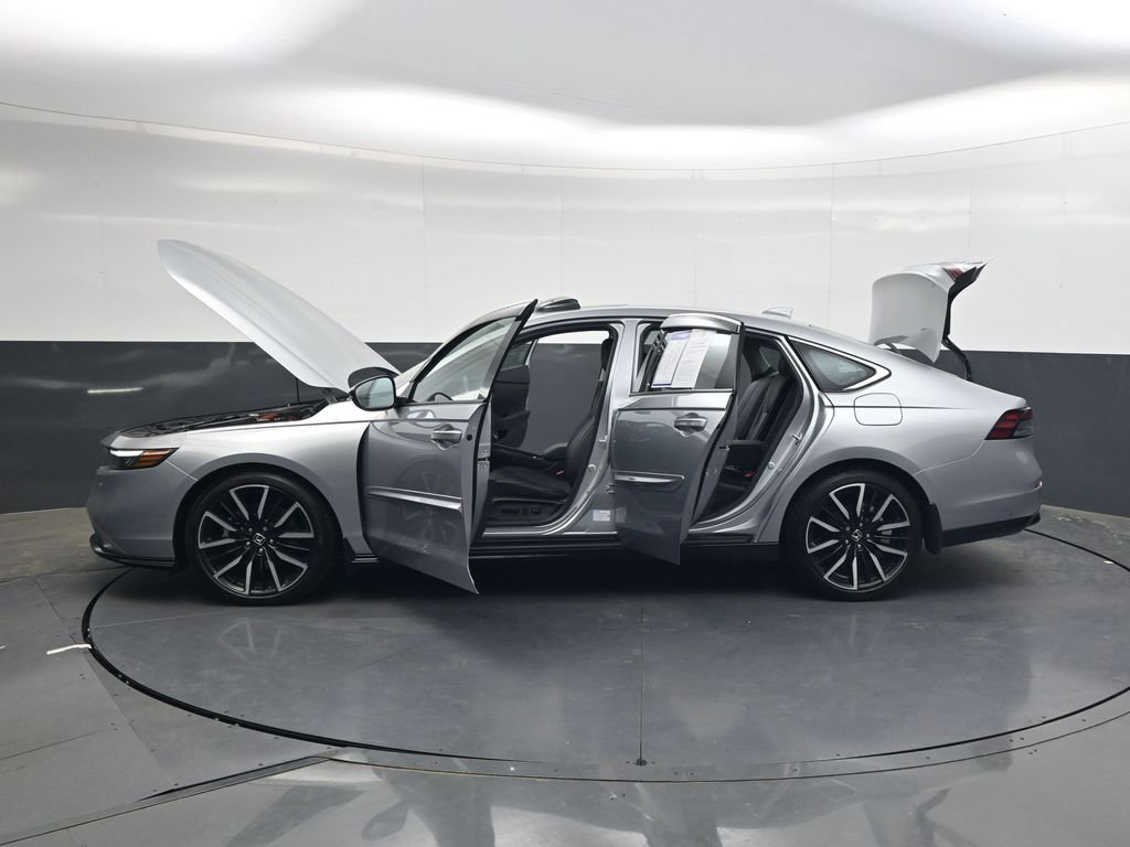 Used 2024 Honda Accord Touring image 36