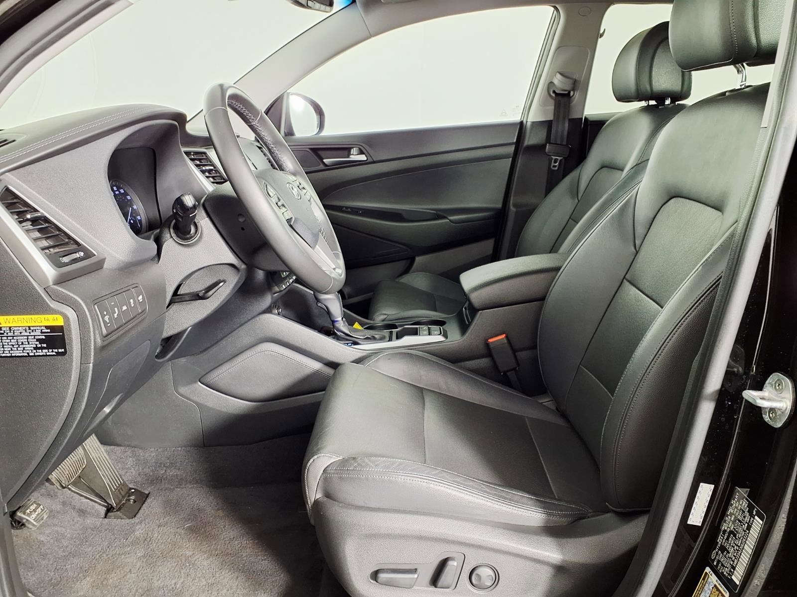 Used 2016 Hyundai Tucson Limited w/ Option Group 03 image 17