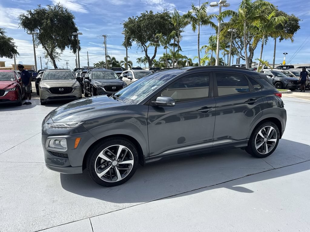Used 2021 Hyundai Kona Limited w/ Cargo Package FWD image 10