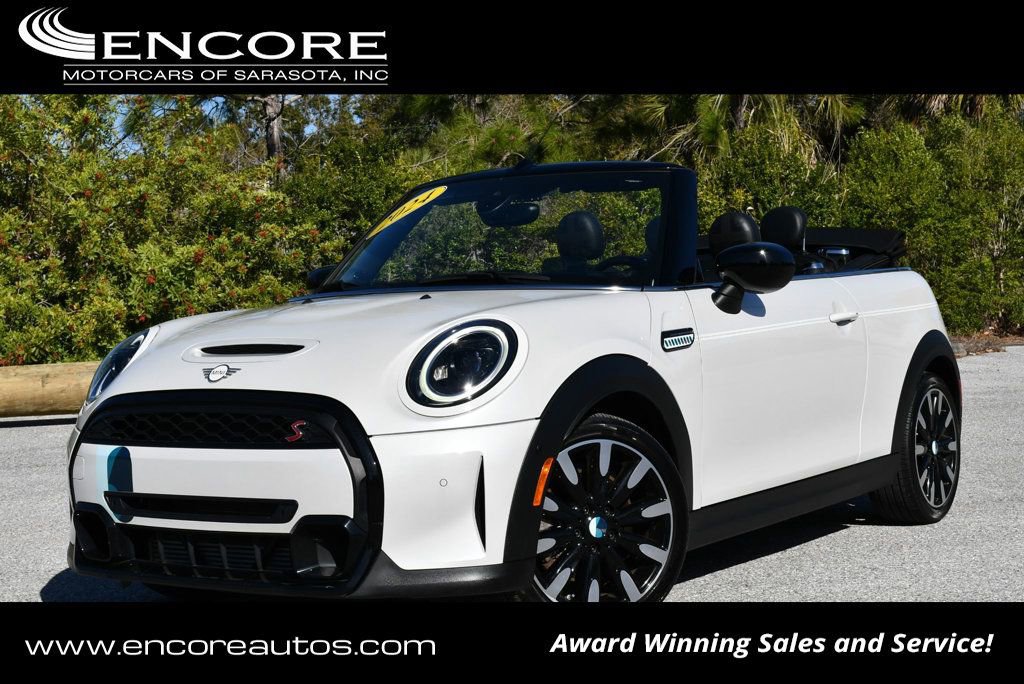 Used 2024 MINI Cooper S w/ Seaside Edition image 1