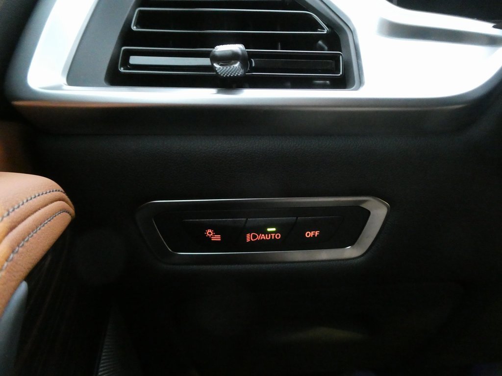 Used 2026 BMW X7 xDrive40i image 24