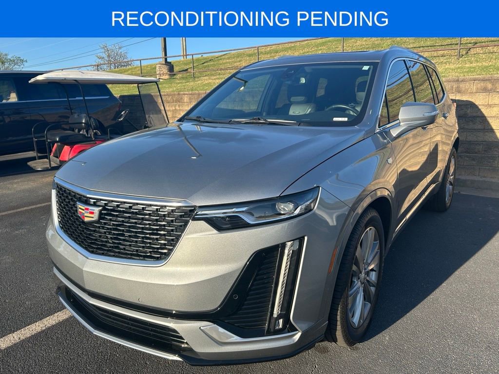 Used 2024 Cadillac XT6 Premium Luxury FWD image 3