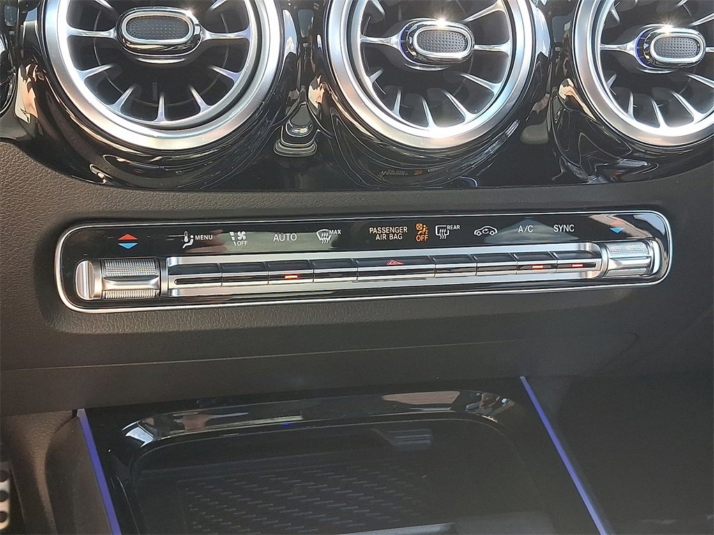 Certified 2024 Mercedes-Benz GLA 250 4MATIC image 16