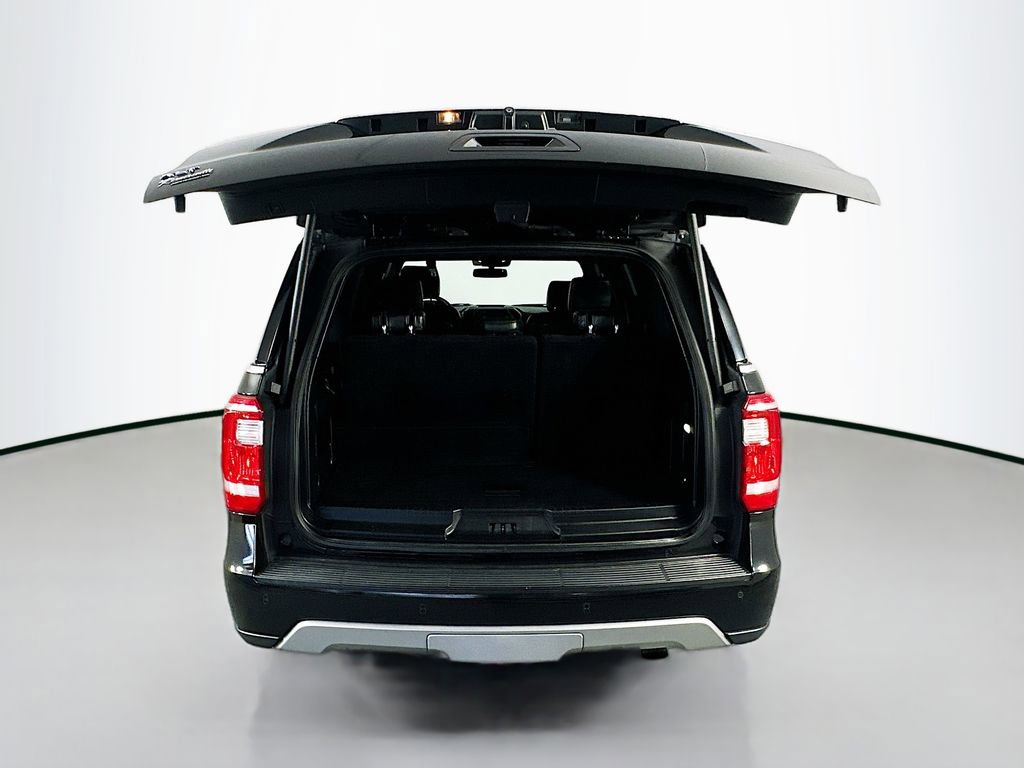 Used 2019 Ford Expedition XLT w/ Equipment Group 202A image 28