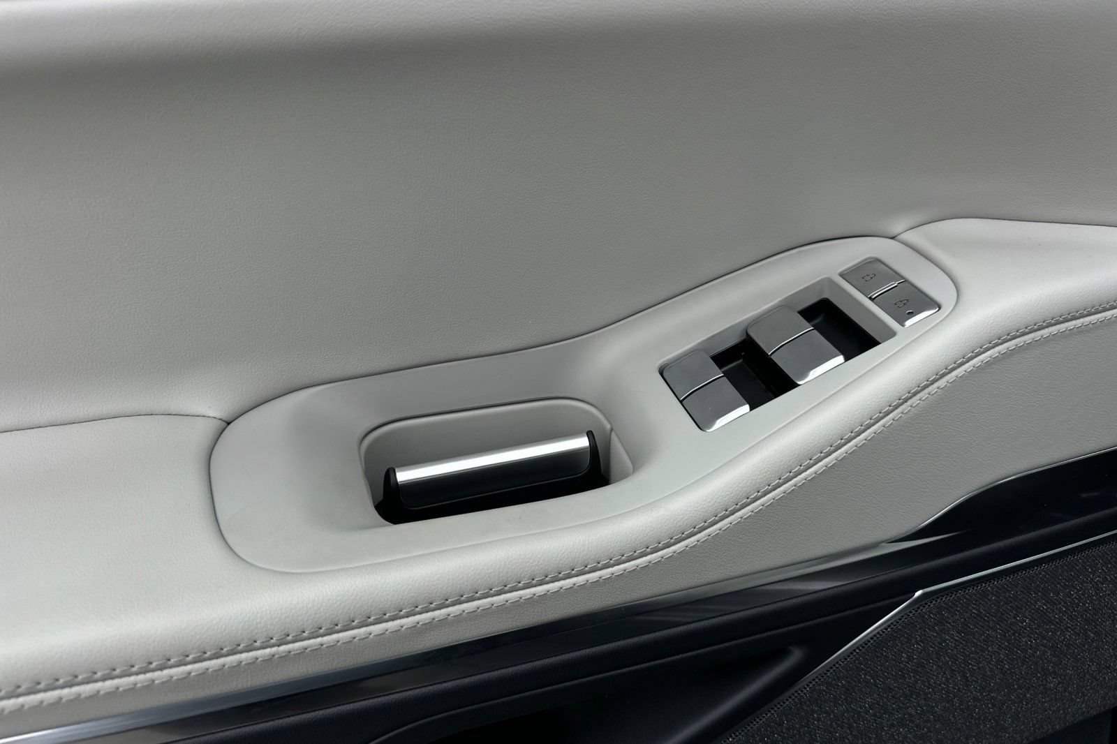 New 2026 Lincoln Navigator Reserve AWD/4WD image 10