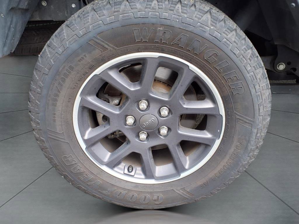 Used 2021 Jeep Gladiator Overland image 6