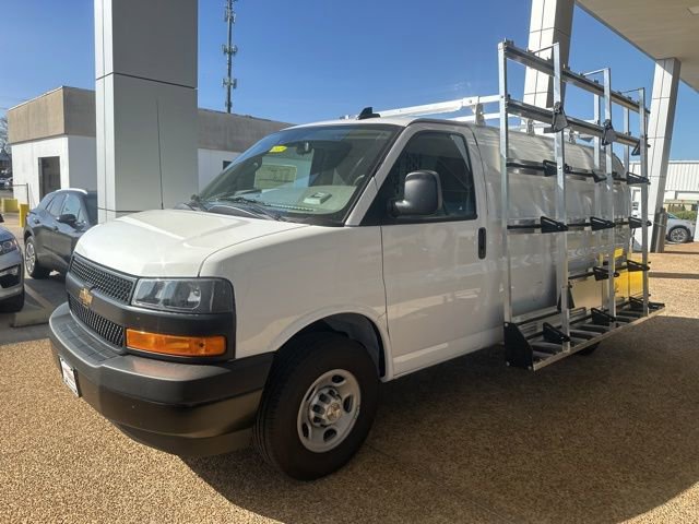 New 2025 Chevrolet Express 2500 image 7