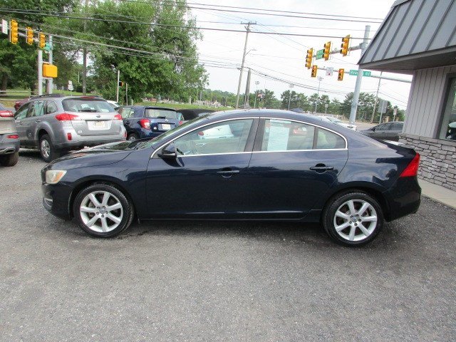 Used 2016 Volvo S60 T5 Premier w/ Convenience Package FWD image 5