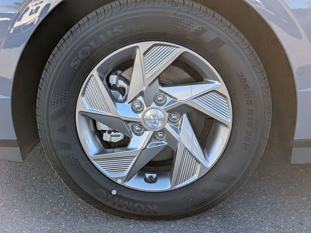 New 2025 Hyundai Sonata SE image 12