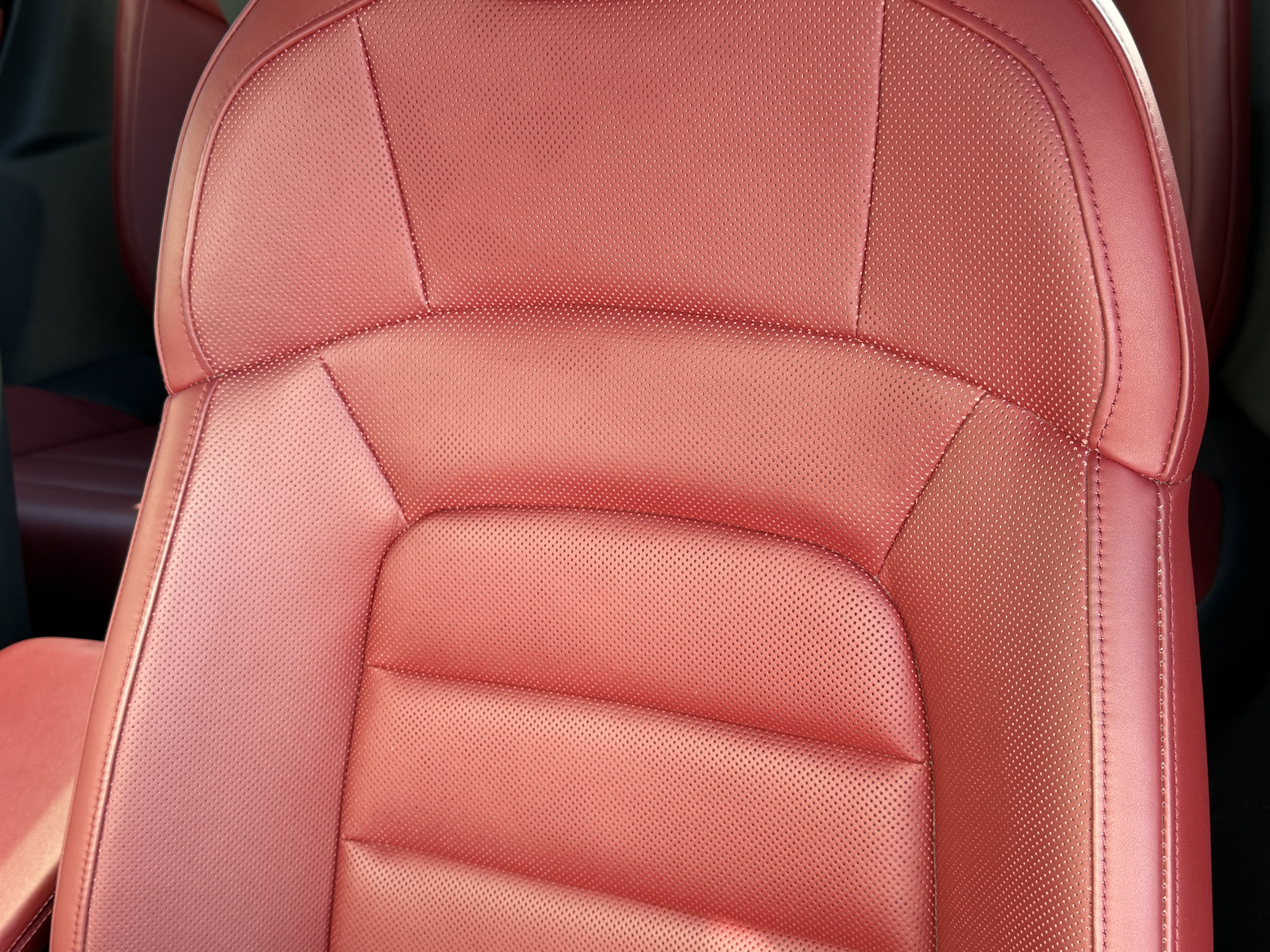 Certified 2023 Porsche Taycan image 5