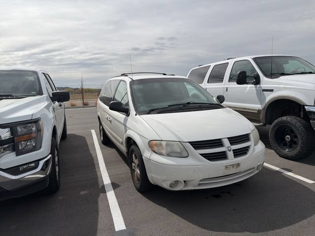 Used 2007 Dodge Grand Caravan SXT FWD image 3