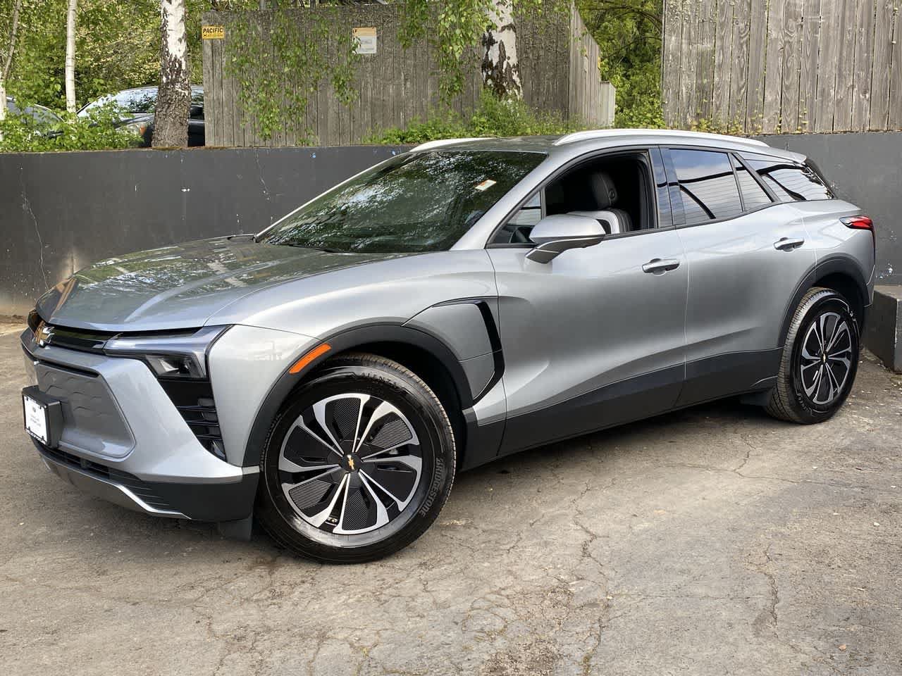 Used 2024 Chevrolet Blazer EV LT AWD/4WD image 1