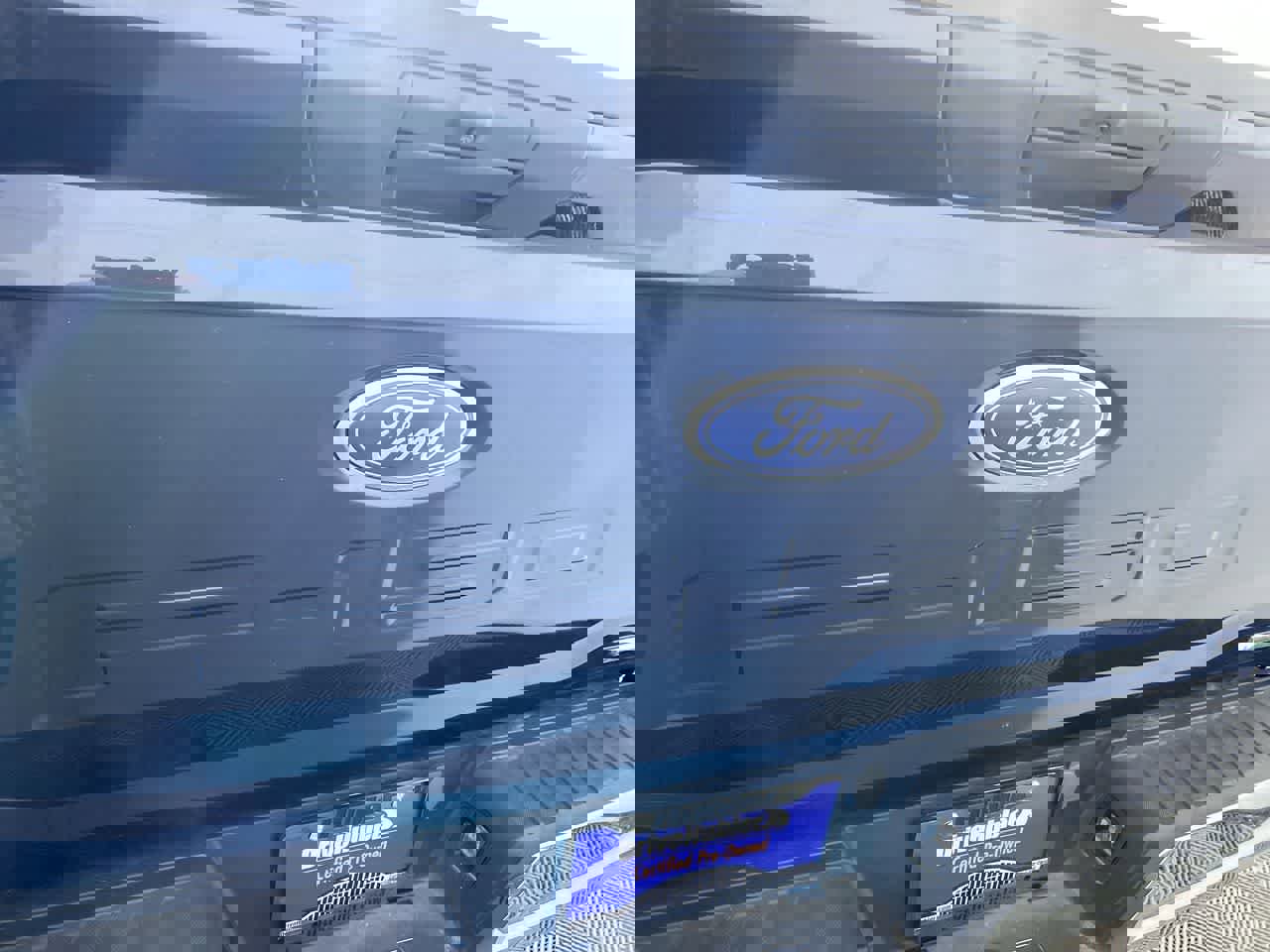 Used 2023 Ford F150 XLT image 11