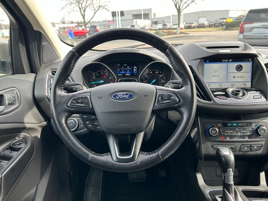 Used 2017 Ford Escape Titanium image 10