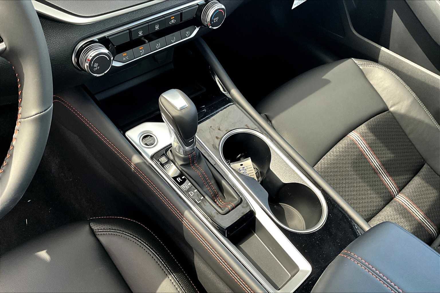 New 2025 Nissan Altima 2.5 SR image 11