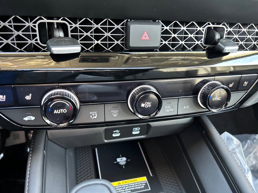 New 2025 Honda Accord Touring image 10