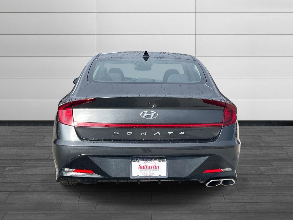 Used 2023 Hyundai Sonata SEL w/ Preferred Accessory Package image 4