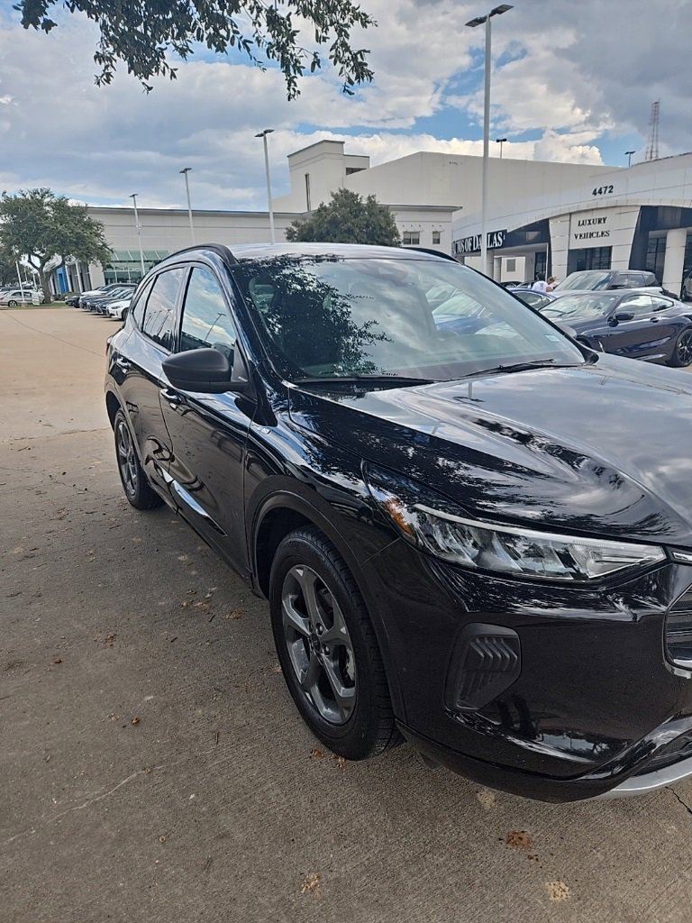 Used 2023 Ford Escape ST-Line