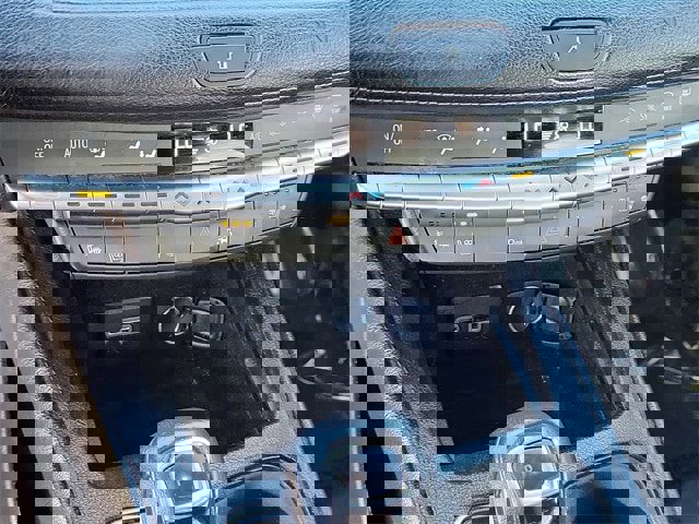 Used 2019 Cadillac XT4 Premium Luxury image 17