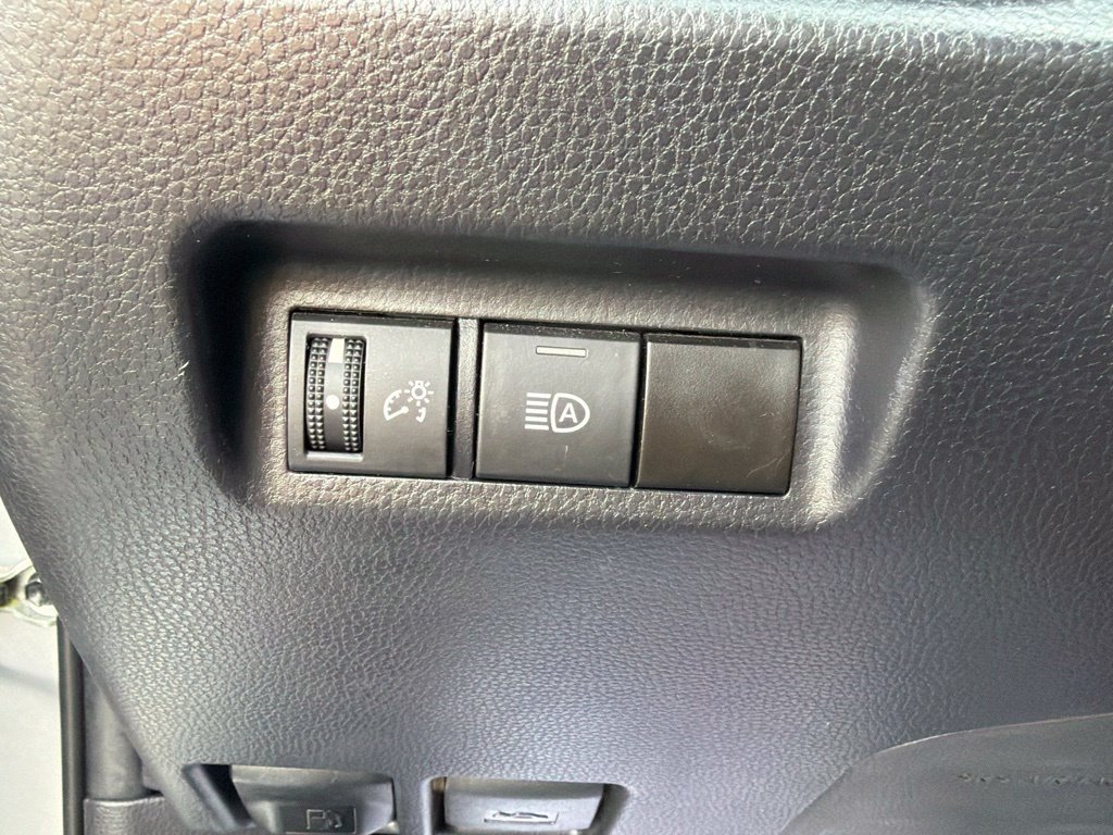 Used 2024 Toyota RAV4 LE FWD image 27