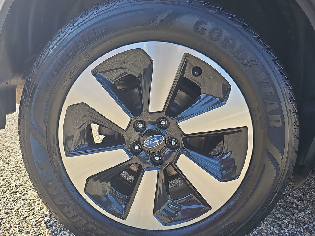 Used 2017 Subaru Forester 2.5i Premium image 33