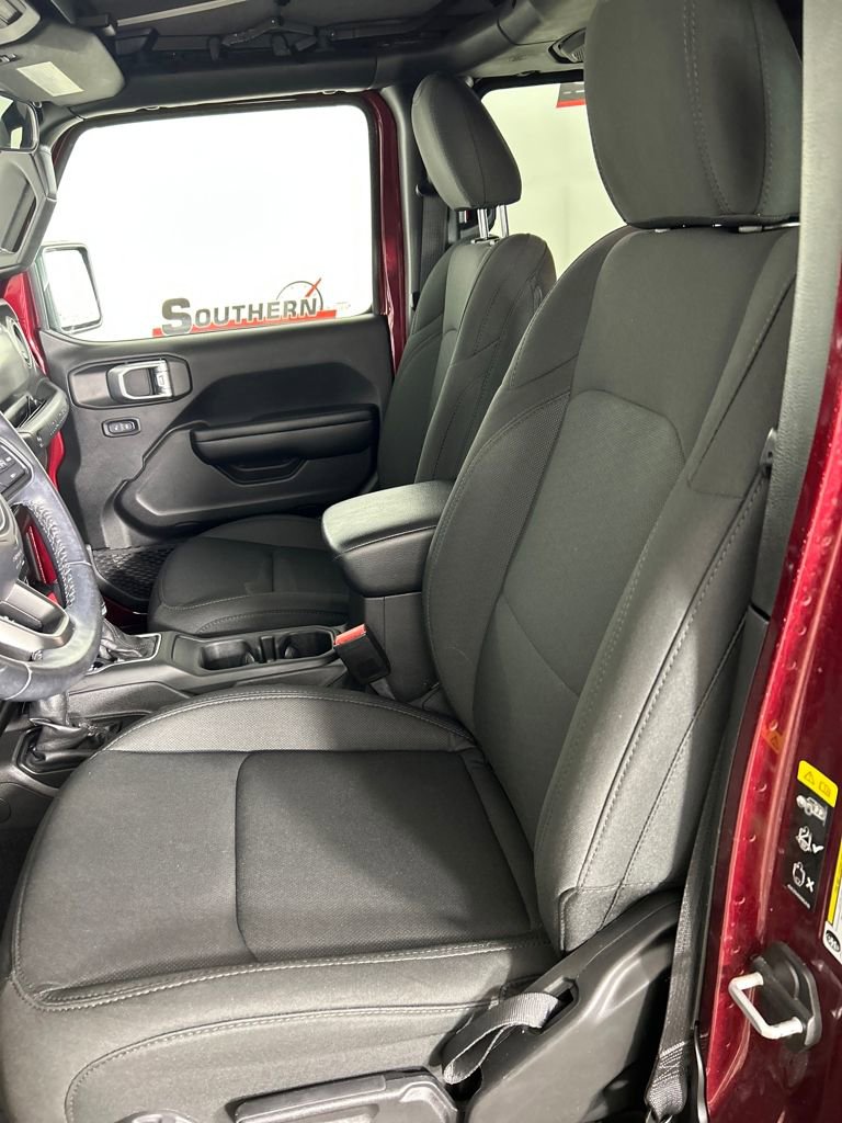 Used 2021 Jeep Wrangler Unlimited Sport image 12
